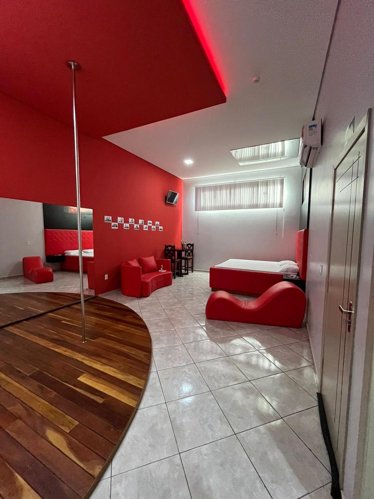 Fetiche Motel Presidente Medici  Dış mekan fotoğraf